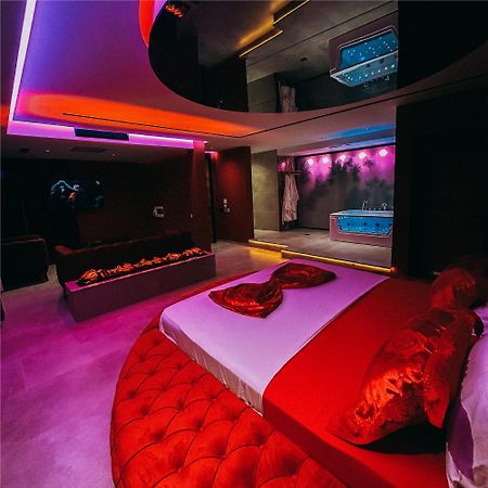 Motel Villa Princi Kosovo Polje Extérieur photo