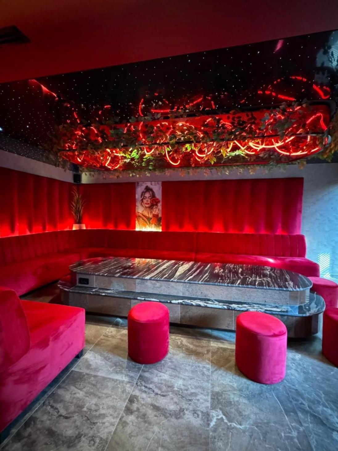 Motel Villa Princi Kosovo Polje Extérieur photo